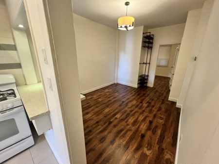 For Lease - 800 Pape Avenue Unit# Main, Toronto, Ontario - Photo 2