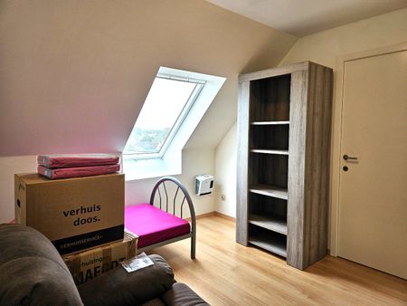 Ruim duplex appartement te Gistel met autostaanplaats - Photo 3