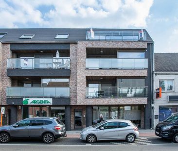 DAKAPPARTEMENT MET 2 SLAAPKAMERS EN TERRAS - Photo 1