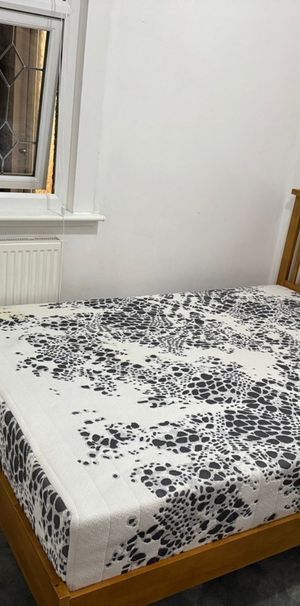 Room in a Shared House, Westbury Road Off Green Street, E7 - Photo 1