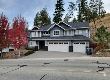 Elegant Furnished 4-Bedroom Wilden Home – Bright, Spacious &amp; Thoughtfully Designed - Photo 2