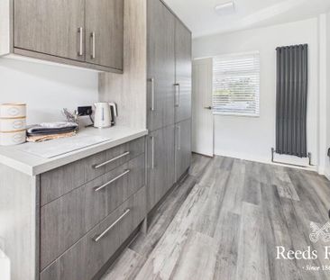 31 Wallaces Street, Newtownards, BT23 8JJ - Photo 2