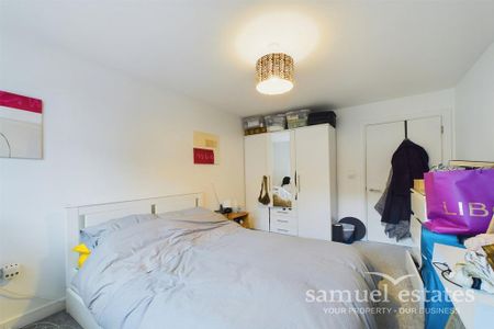 1 bedroom flat to rent - Photo 2