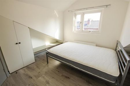 5 bedroom house to rent - Photo 2