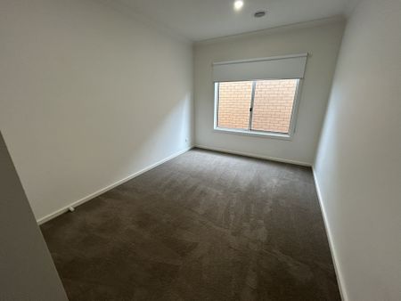 26 Rejoice Street, Tarneit VIC, Belconnen - Photo 2