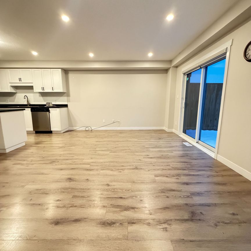 For Lease - 160 Stanley Street Unit# 4, Norfolk, Ontario - Photo 1