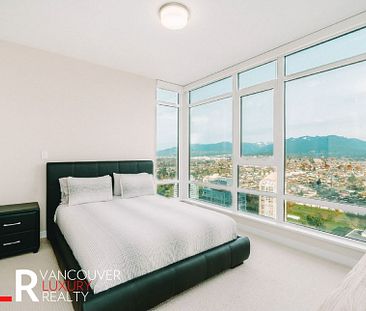Condo in Burnaby, BC - Photo 6
