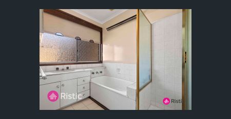 Perfectly Located 3 Bedroom Home - Photo 3