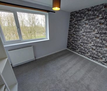 2 bedroom townhouse to rent - Photo 4