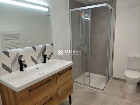 Location Maison 4 pièces 82m² MONTAIGU VENDEE 85600 - Photo 2