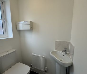 Blumenthal Close - Photo 3