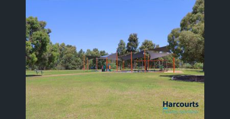 FRESHLY PAINTED FAMILY HOME - Photo 5