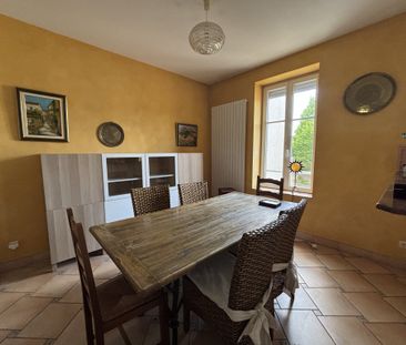 Location Appartement 7 pièces 157m² MONTIGNY LES METZ 57950 - Photo 2