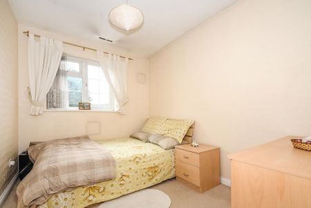 3 bedroom detached house to rent - Photo 5