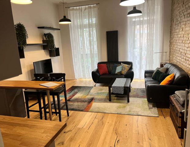 Single Modern - Photo 1