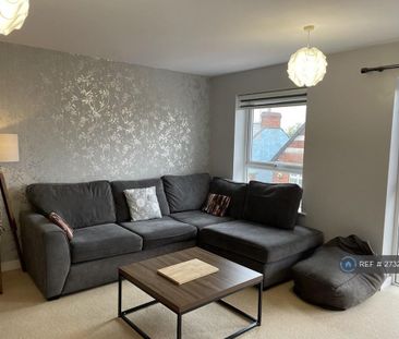 2 bedroom flat to rent - Photo 4