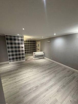 3 Bed Flat, Brook Lodge, NW11 - Photo 1