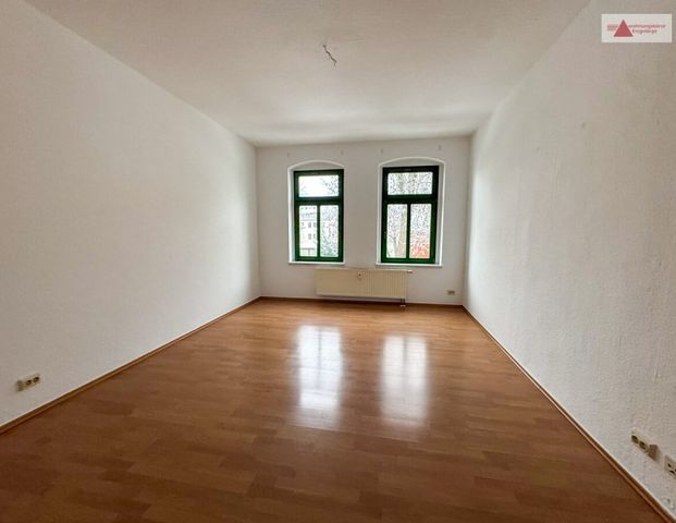 Große 5-Raum-Wohnung in ruhiger, zentrumsnaher Lage von Aue - Photo 1