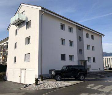 Moderne 2.5-Zimmerwohnung mit schöner Aussicht in Heerbrugg - Foto 3