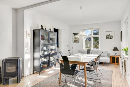 Klassisk og renoveret murmestervilla i Åbyhøj - Photo 4