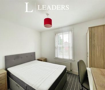 2 bedroom apartment to rent Orcheston Road, BH8 - Photo 6