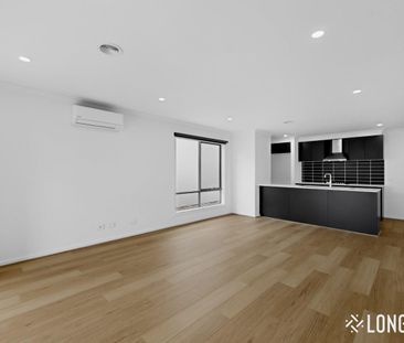Four Bedroom Family Home with Double Garage and Solar Panels - Photo 2