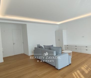 Pronájem bytu 2+kk 85 m² - Fotografie 3