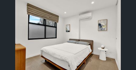 Tranquil Sanctuary in Elite Locale - FULLY FURNISHED - Photo 5