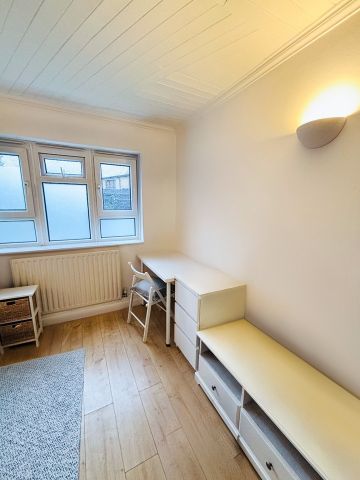 Room in a Shared Flat, With Communal Garden And Bike Storag, W9 - Photo 2