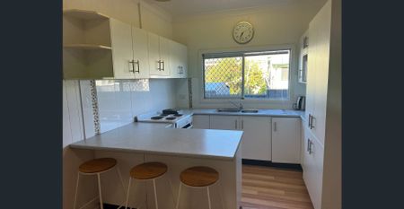 4 bedrooms available - student accommodation!! - Photo 5