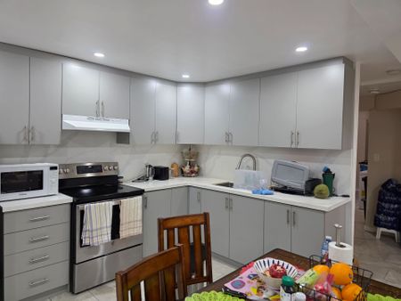 For Lease - 3 Heathbrook Avenue, Brampton, Ontario - Photo 5