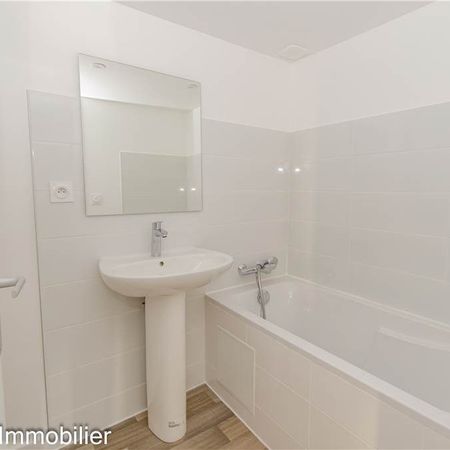 Location Appartement 2 pièces 56m² ST MARCELLIN 38160 - Photo 4