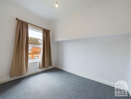 3 bedroom terraced house to rent - Photo 4