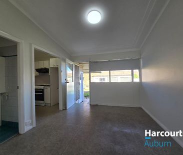 Renovated One Bedroom Semi House with Parking - Photo 2