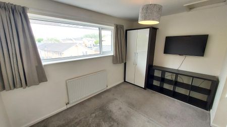 Studfold, Chorley - Photo 2