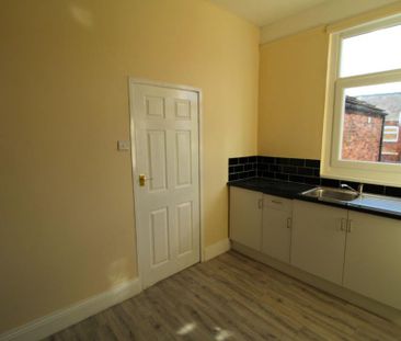 Studio to rent - Photo 6