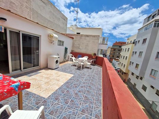 For Rent in Las Galletas: 2-Bedroom Apartment - Photo 1