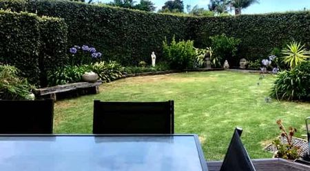 Dreamy Beach Cottage - Photo 4