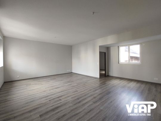 T3 DE 105 m² PROCHE PLACE DES CARMES - Photo 1