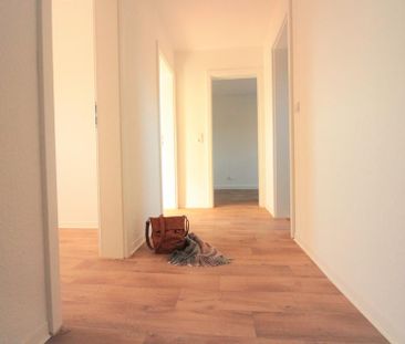 Gemütliche Dachgeschosswohnung mit Dusche - Photo 3