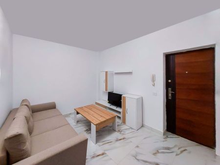 Studio 37 mp, mobilat, etaj 4, lift, situat langa Penny M... - Photo 2