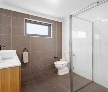 Spacious & Stylish Apartment With Huge Entertaining Terrace - Photo 1