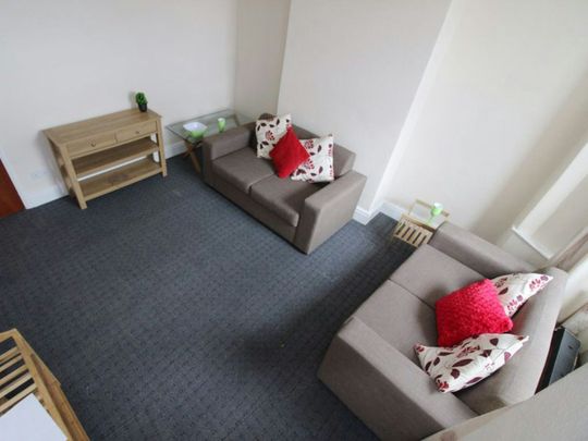Queens Road, Sheffield, S2 - Photo 1
