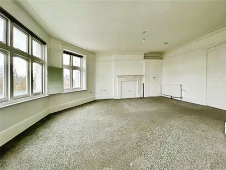 3 bedroom apartment to rent Brighton Road, Worthing, West Sussex, BN11 - Photo 3