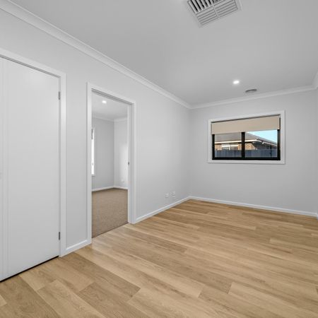 Brand New Home in the Sought-After Brooklyn Fields Estate - Photo 5