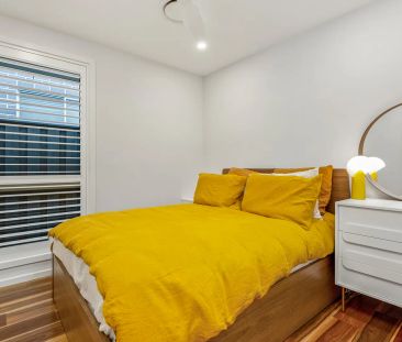 Stunning Family Home with Entertainer's Appeal & Heated Pool - Photo 5