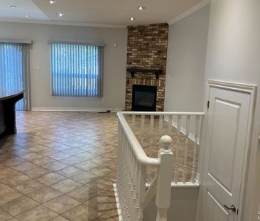 For Lease - 171 Shaftsbury Avenue Unit# Main Floor, Richmond Hill, ... - Photo 5