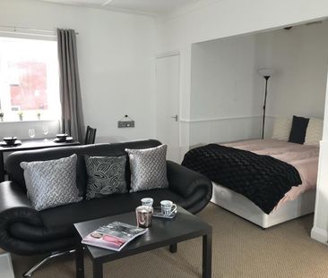 Studio to rent - Photo 4