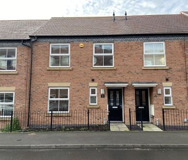 3 bedroom terraced house to rent - Photo 3