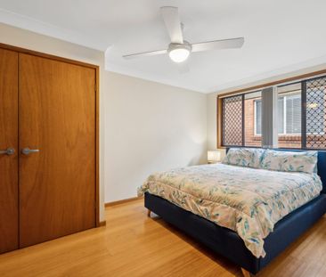 CHARMING THREE BEDROOM VILLA - Photo 6